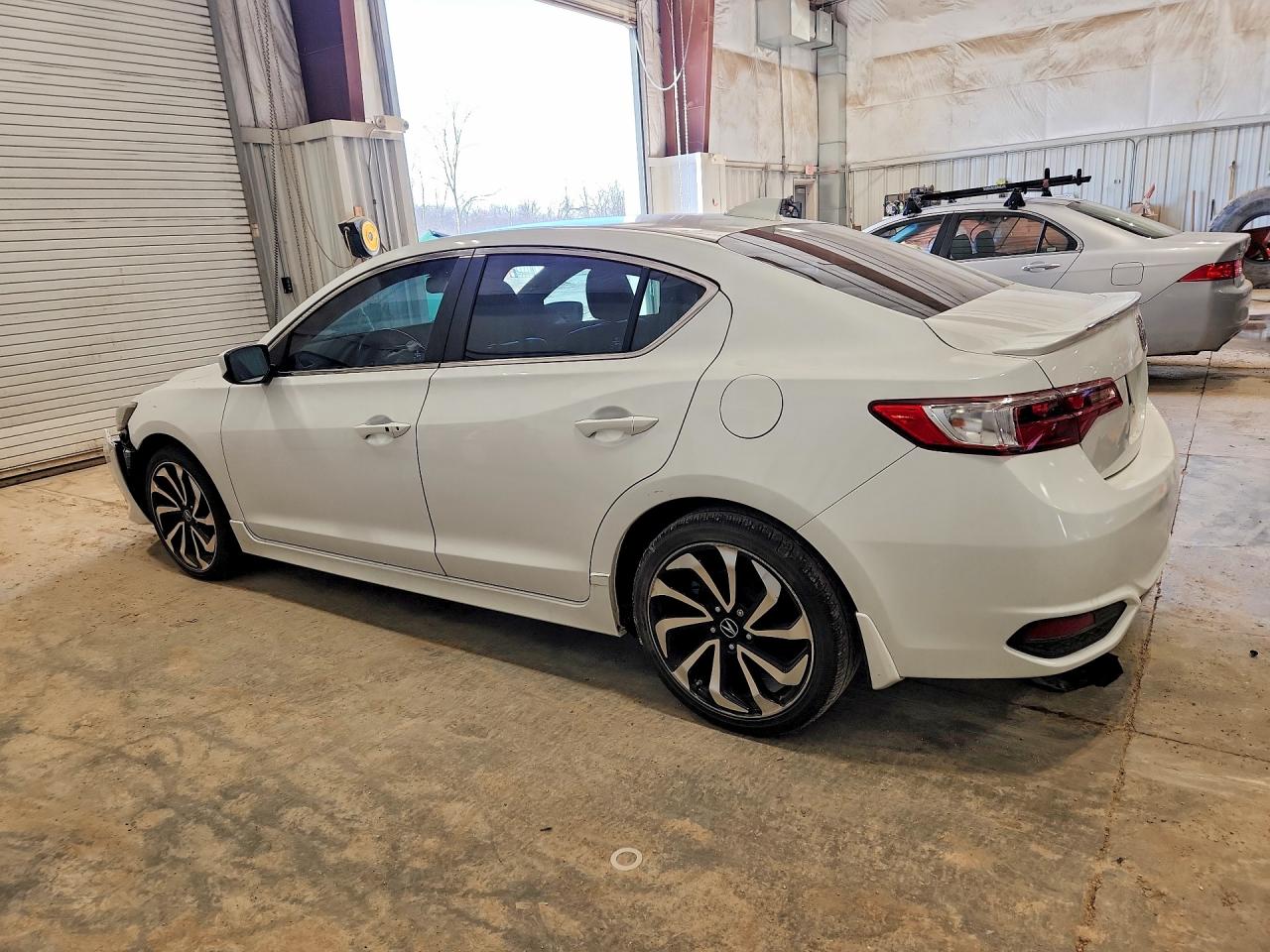 2017 Acura Ilx VIN 19UDE2F87HA002122 photo 2