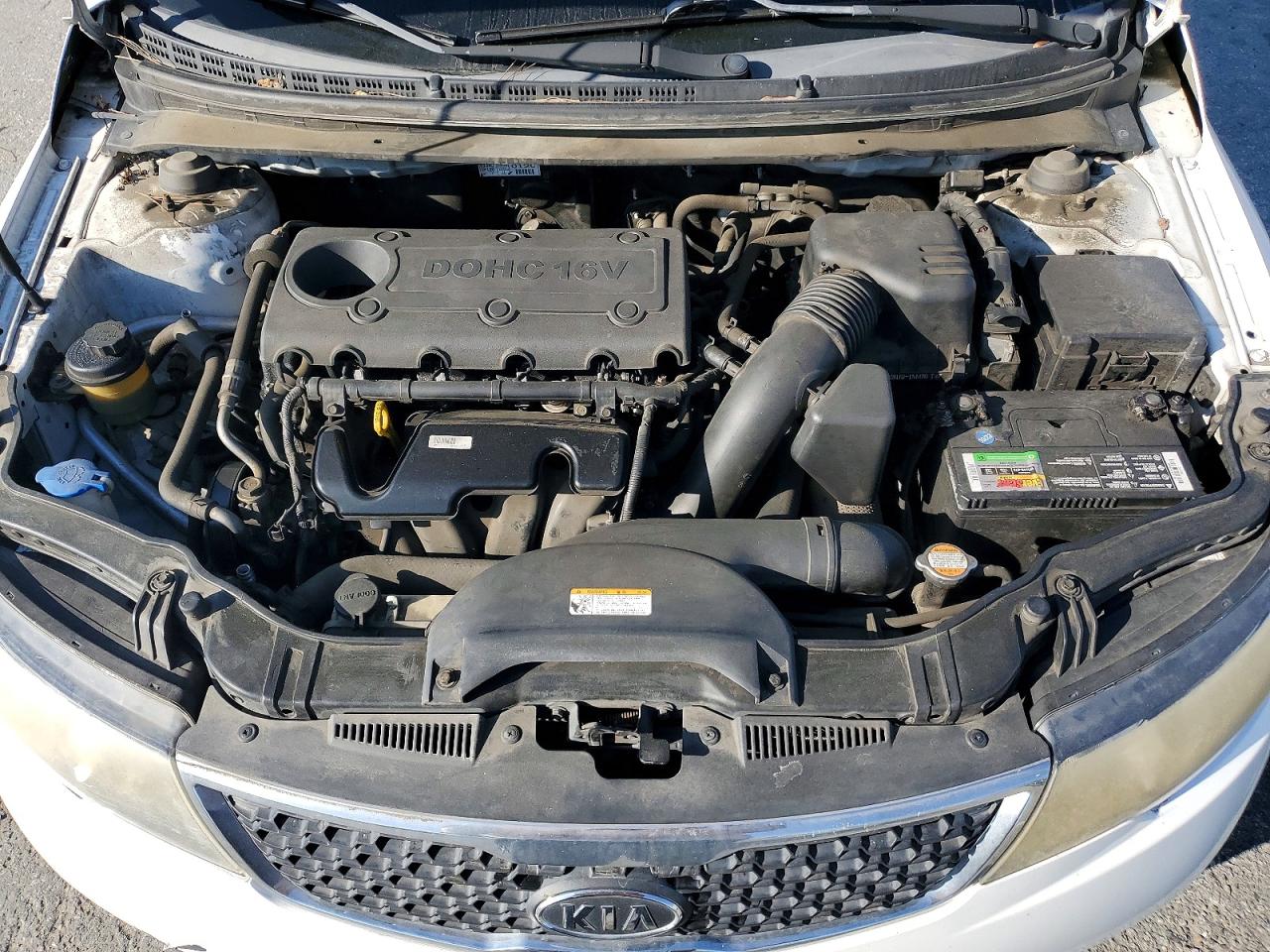 2011 Kia Forte VIN KNAFU4A23B5413832 photo 11