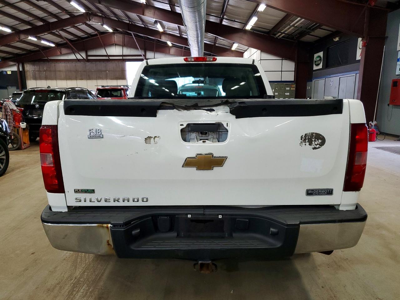 2011 CHEV All models VIN 1GCRKPE38BZ306455 photo 6
