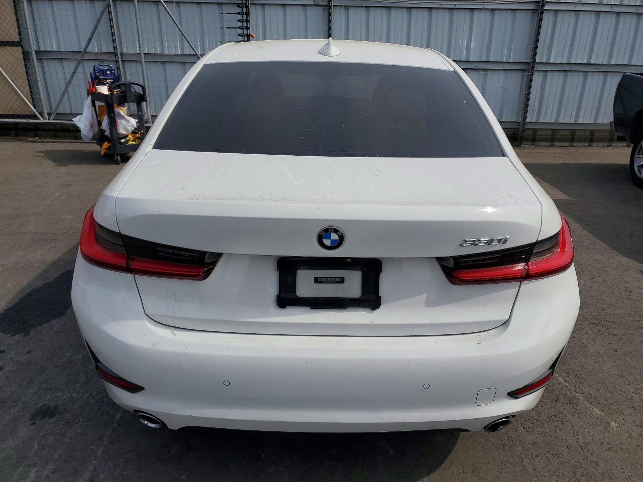 2019 BMW 3 series VIN 3MW5R1J53K8B01969 photo 6