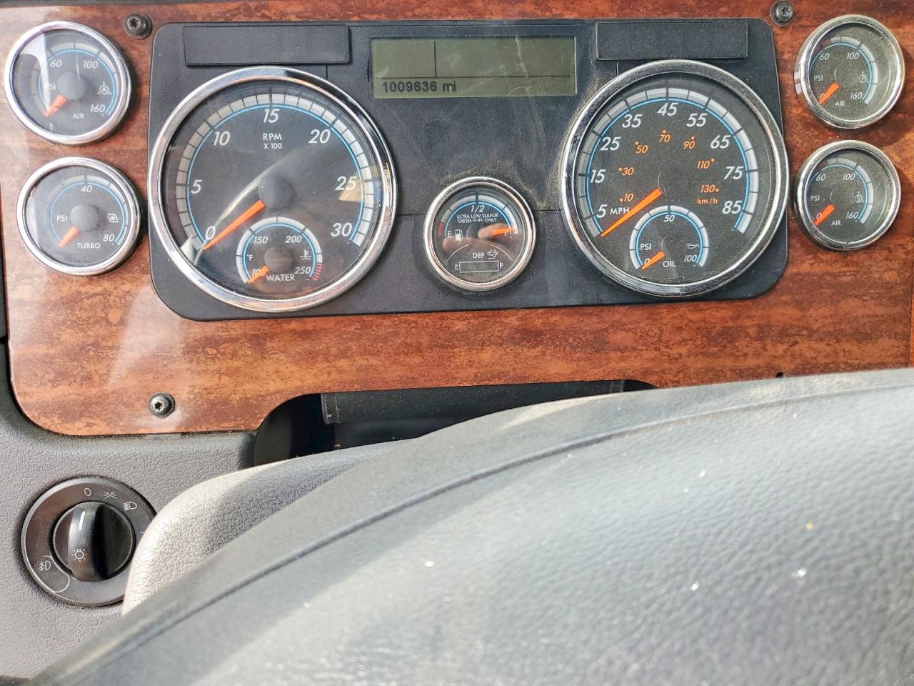 2014 FREIGHTLINER All other VIN 3AKJGLD63ESFS2398 photo 8