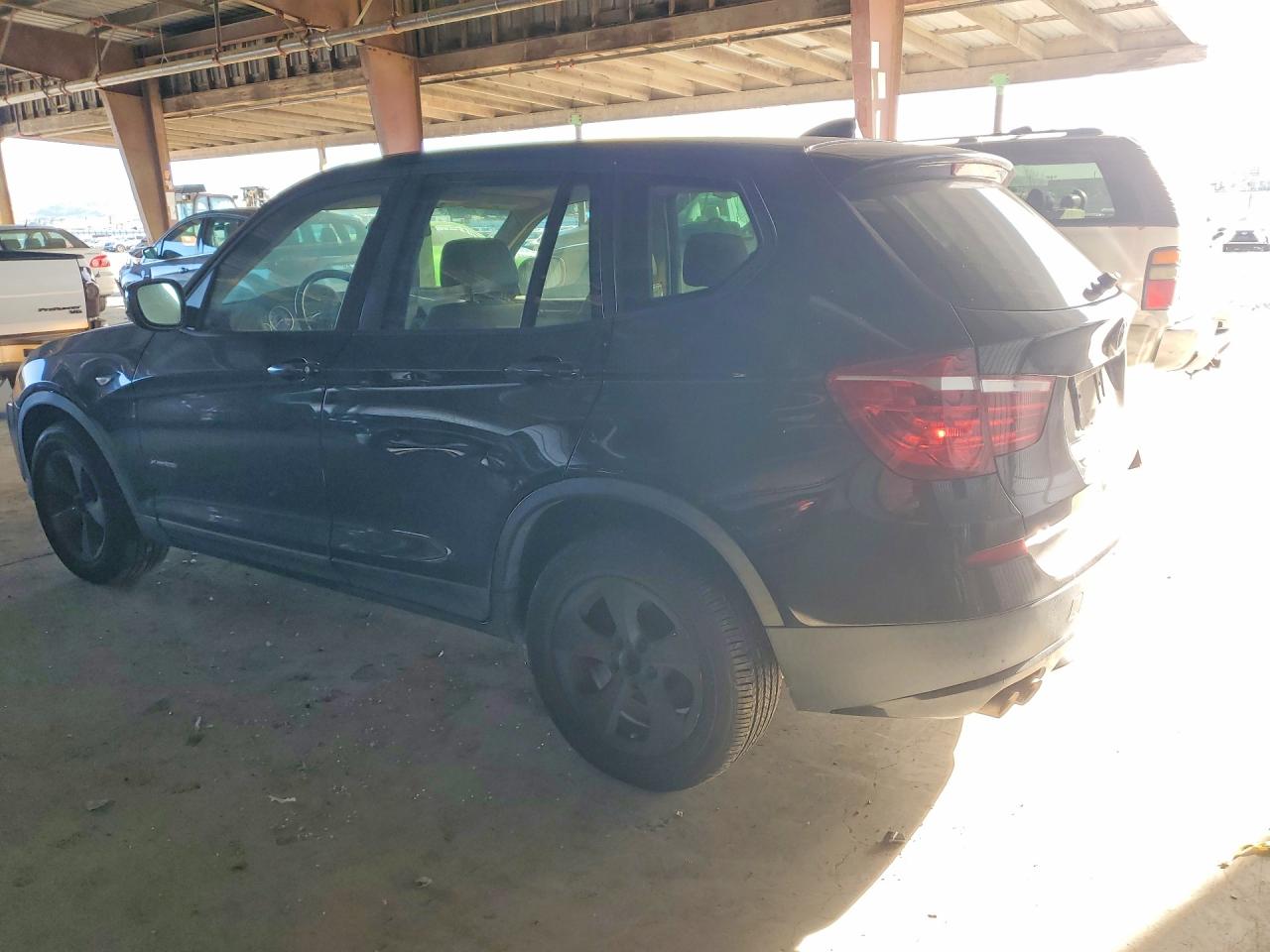 2012 BMW X3 VIN 5UXWX5C5XCL729215 photo 2