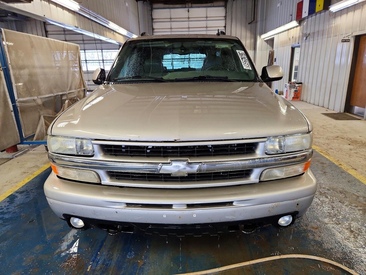 2006 Chevrolet Suburban VIN 3GNFK16U56G114849 photo 5