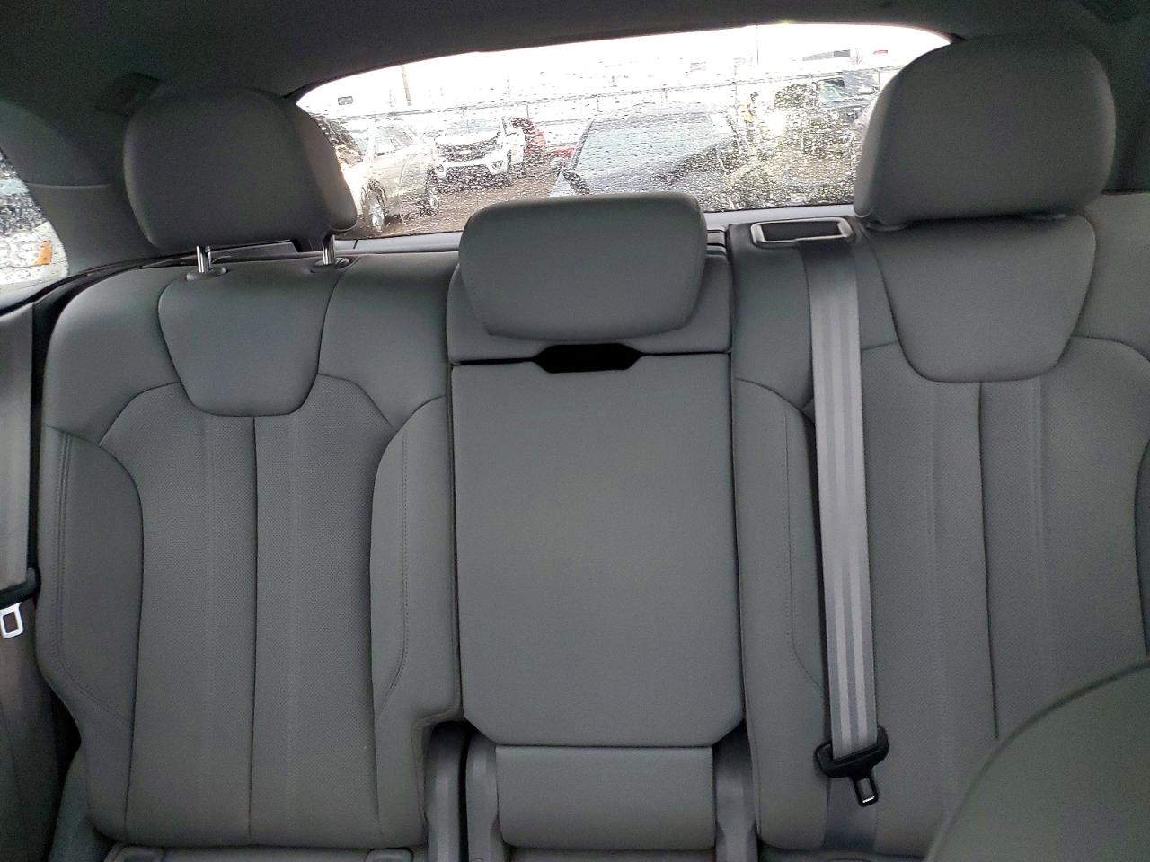 2018 Audi Q5 VIN WA1CNAFY5J2104873 photo 10