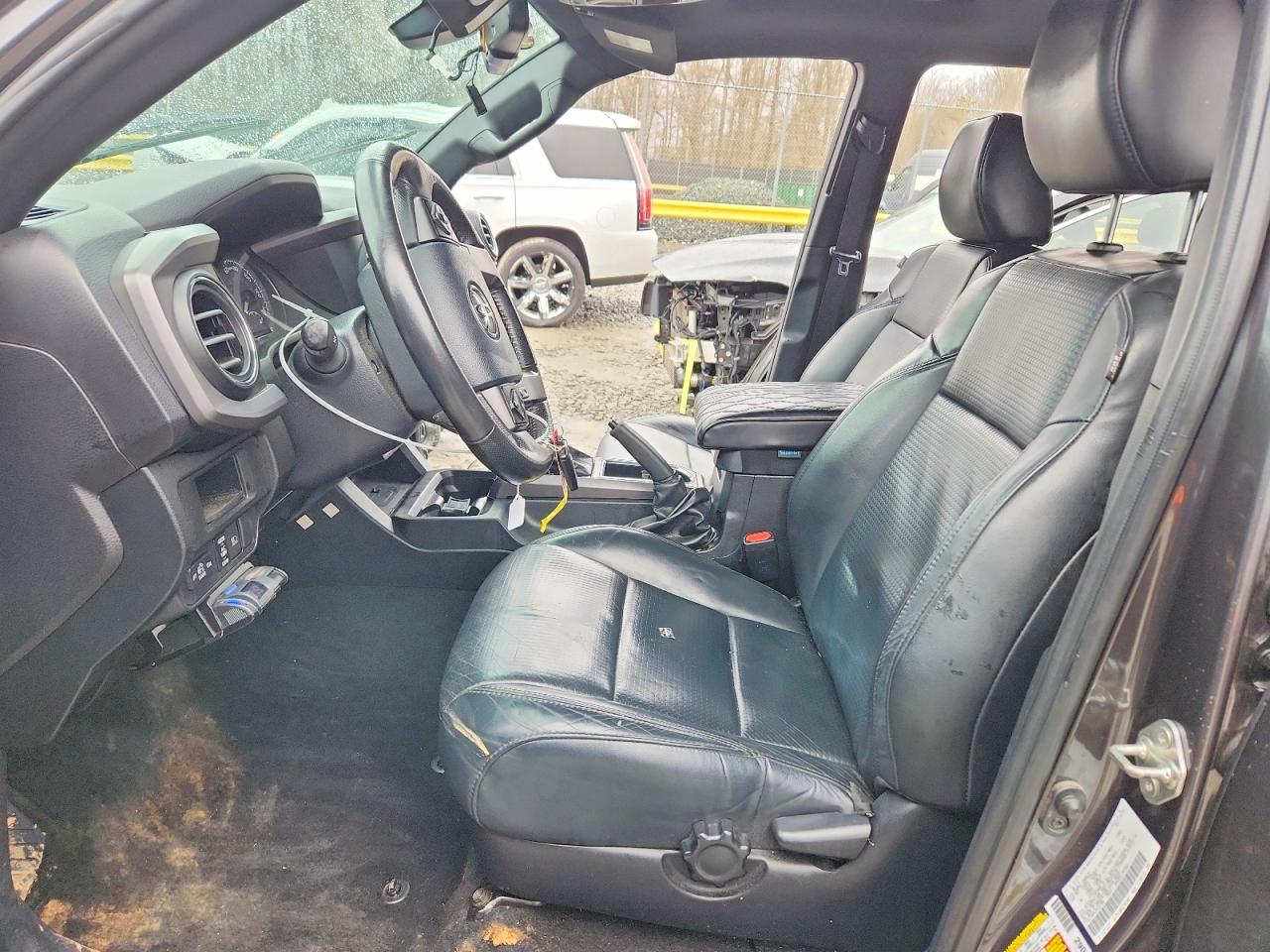 2018 Toyota Tacoma trd VIN 3TMCZ5AN4JM131358 photo 7