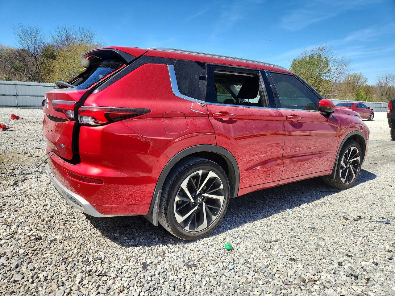 2024 Mitsubishi Outlander VIN JA4J3WA84RZ073099 photo 3