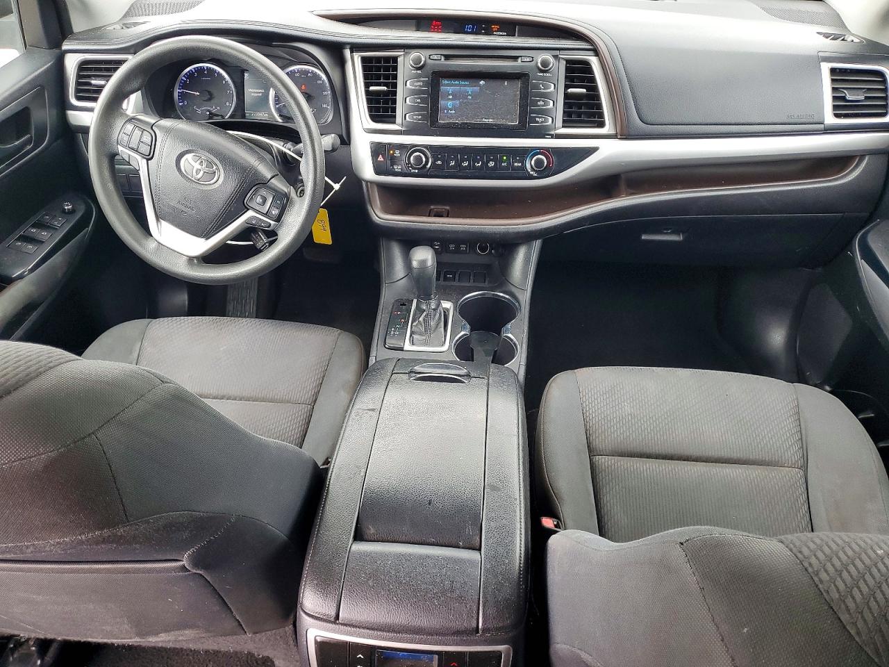 2019 Toyota Highlander VIN 5TDZZRFH2KS298517 photo 8