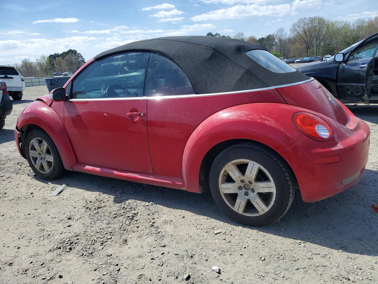 2007 VOLKSWAGEN Beetle VIN 3VWRF31Y27M413649 photo 2