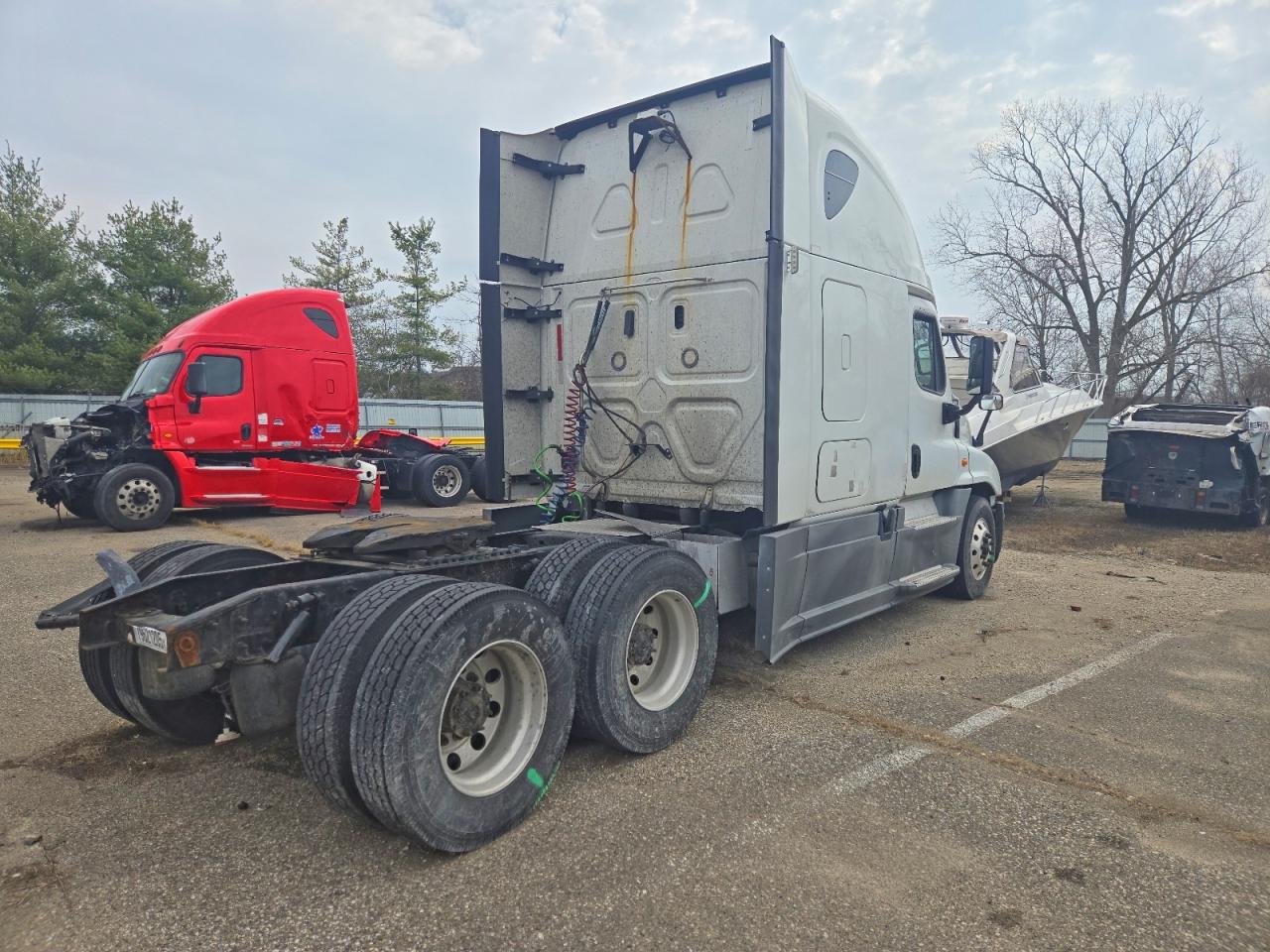 2018 FREIGLINER All other VIN 1FUJGLDR1JLHF2680 photo 4