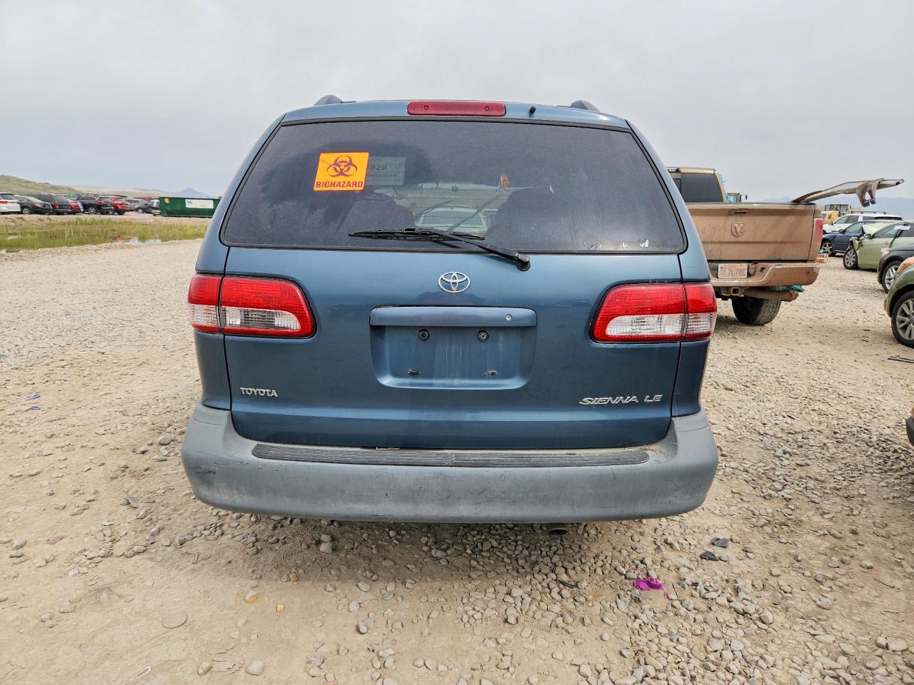 2001 Toyota Sienna VIN 4T3ZF13C61U377687 photo 6