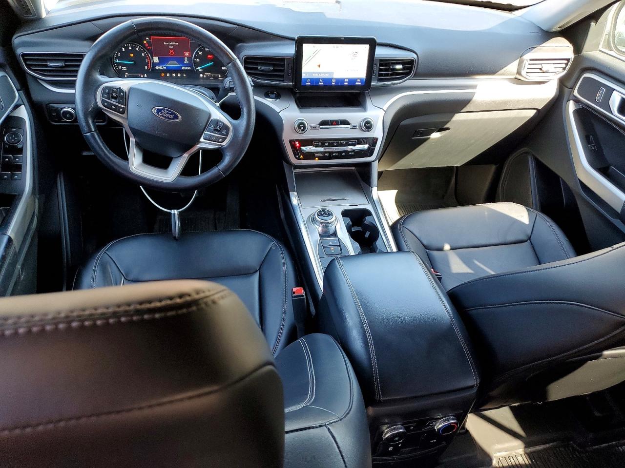 2022 FORD Explorer VIN 1FMSK8DH0NGC15227 photo 8