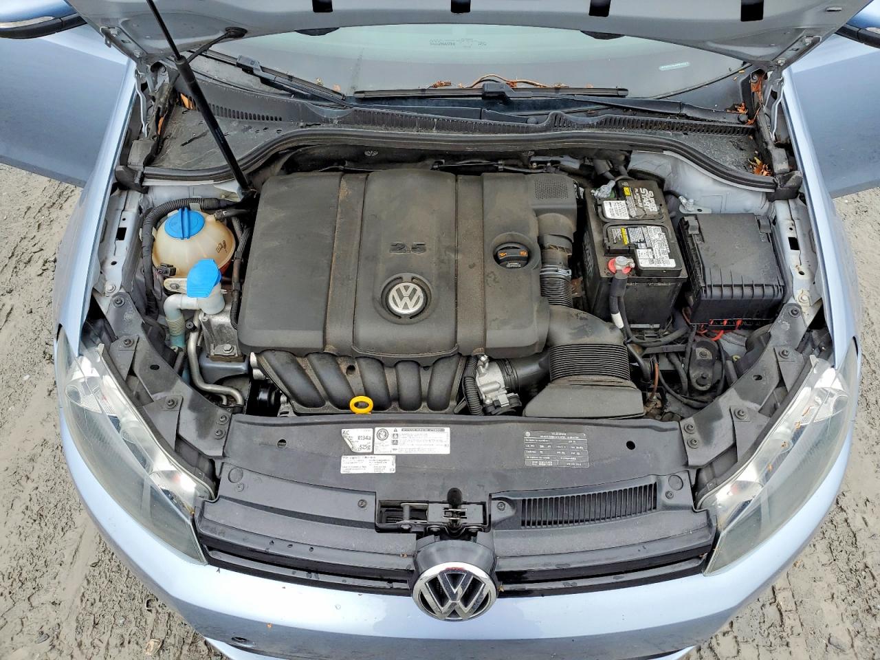 2011 Volkswagen Golf VIN WVWDA7AJ2BW246370 photo 11
