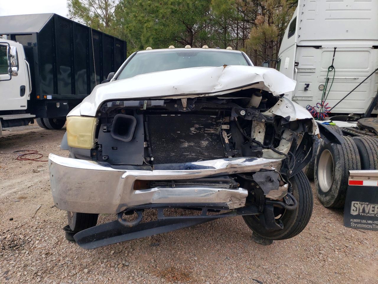 2015 Ram 5500 VIN 3C7WRMDL3FG602216 photo 5