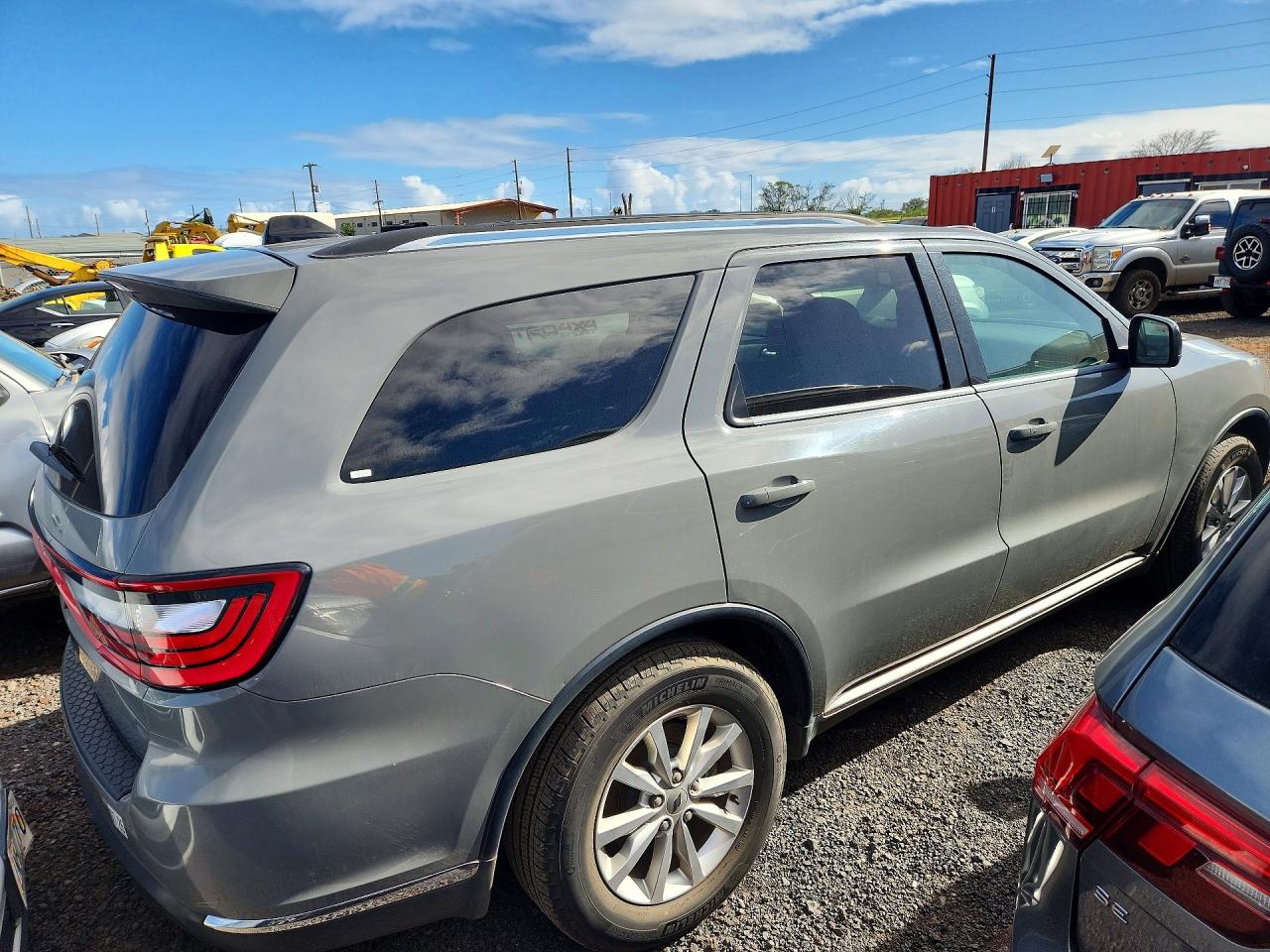 2023 Dodge Durango VIN 1C4RDHAG4PC624883 photo 3