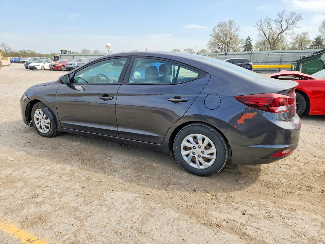 2020 Hyundai Elantra VIN 5NPD74LF9LH613262 photo 2