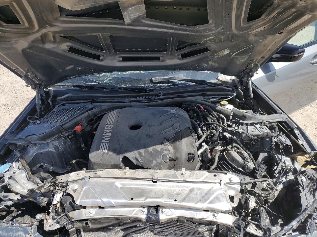 2025 BMW 3 series VIN 3MW69CW03S8F41929 photo 11