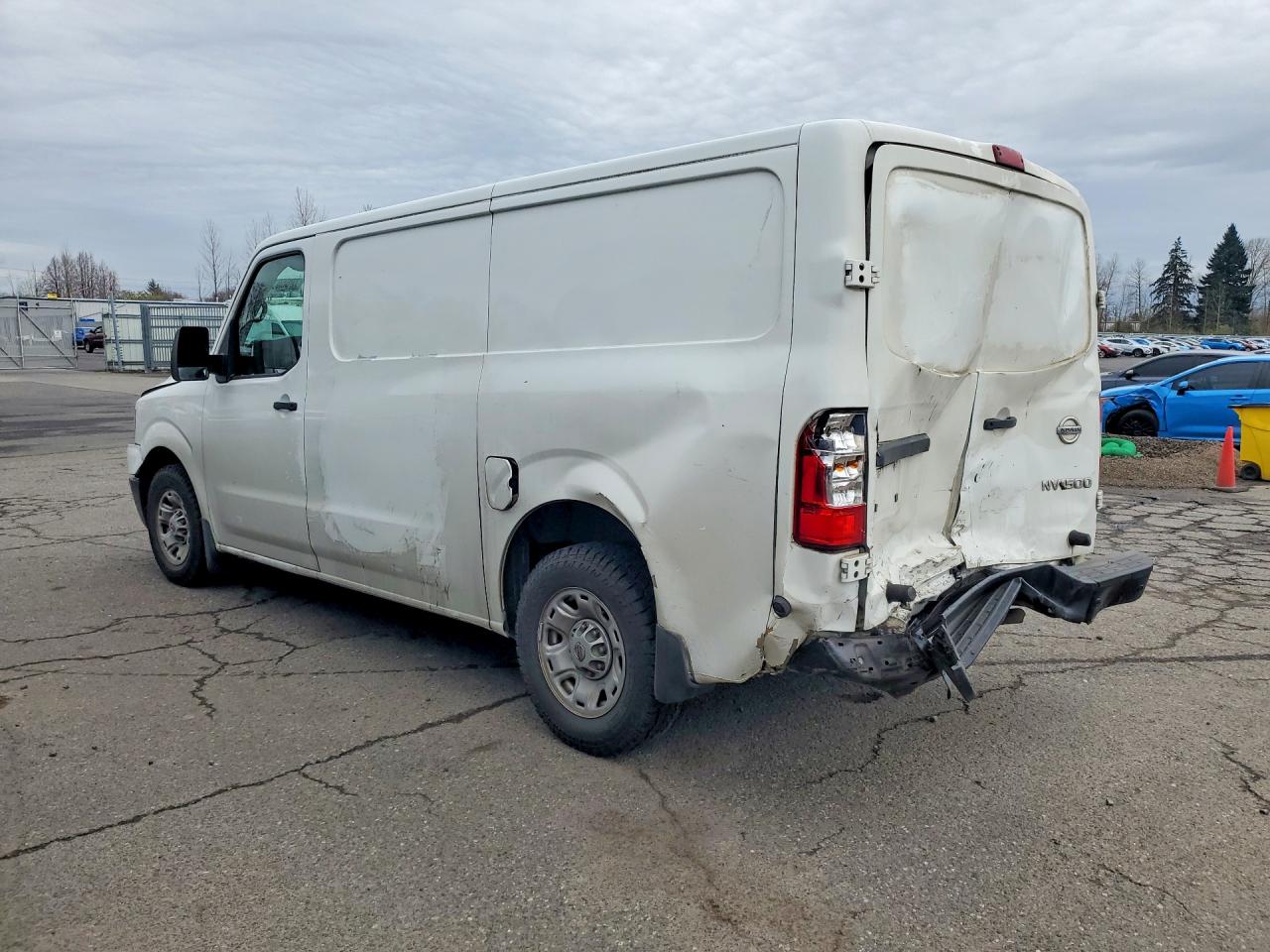 2018 Nissan Nv VIN 1N6BF0KM9JN815029 photo 2