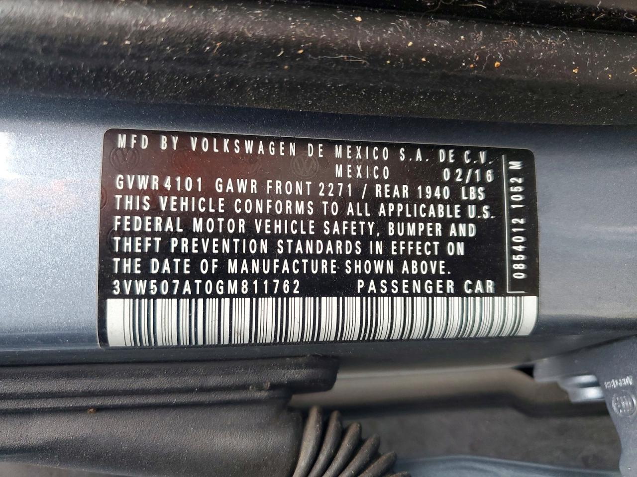 2016 Volkswagen Beetle VIN 3VW507AT0GM811762 photo 12