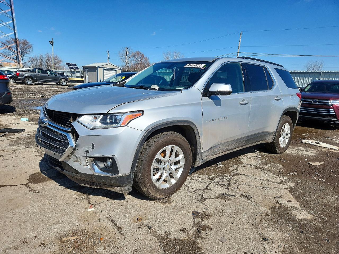 2019 Chev Traverse VIN 1GNEVGKW7KJ264144 photo 1