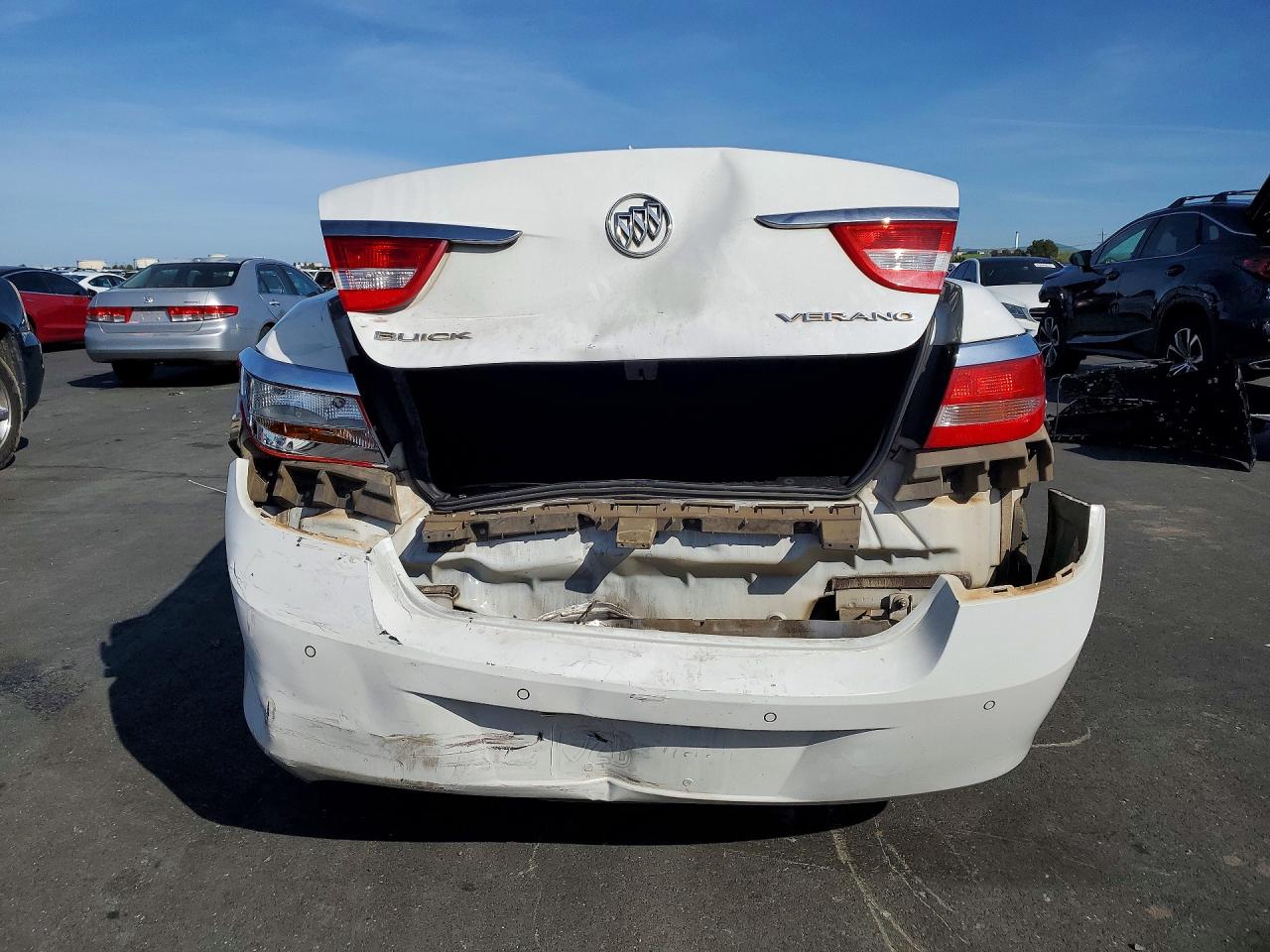 2017 Buick Verano VIN 1G4PS5SK0H4100815 photo 6
