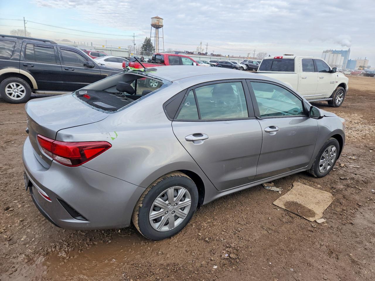 2023 Kia Rio VIN 3KPA24AD1PE588211 photo 3