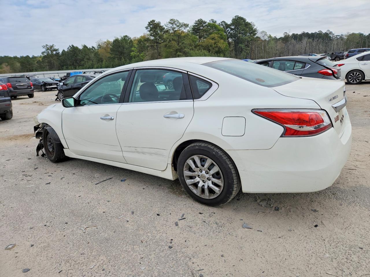 2014 NISS Altima VIN 1N4AL3AP9EC293658 photo 2