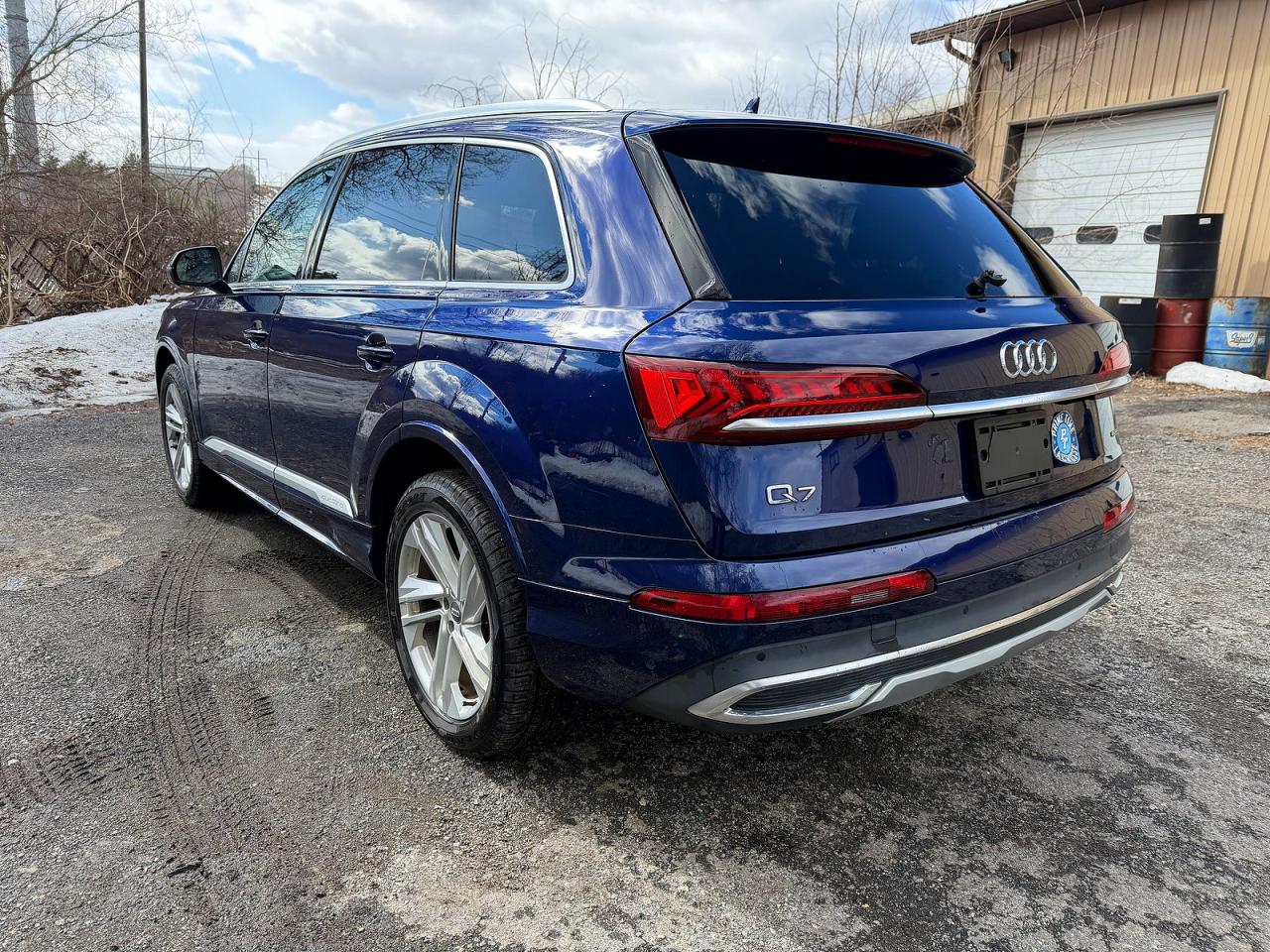 2021 Audi Q7 VIN WA1AXAF70MD010157 photo 3