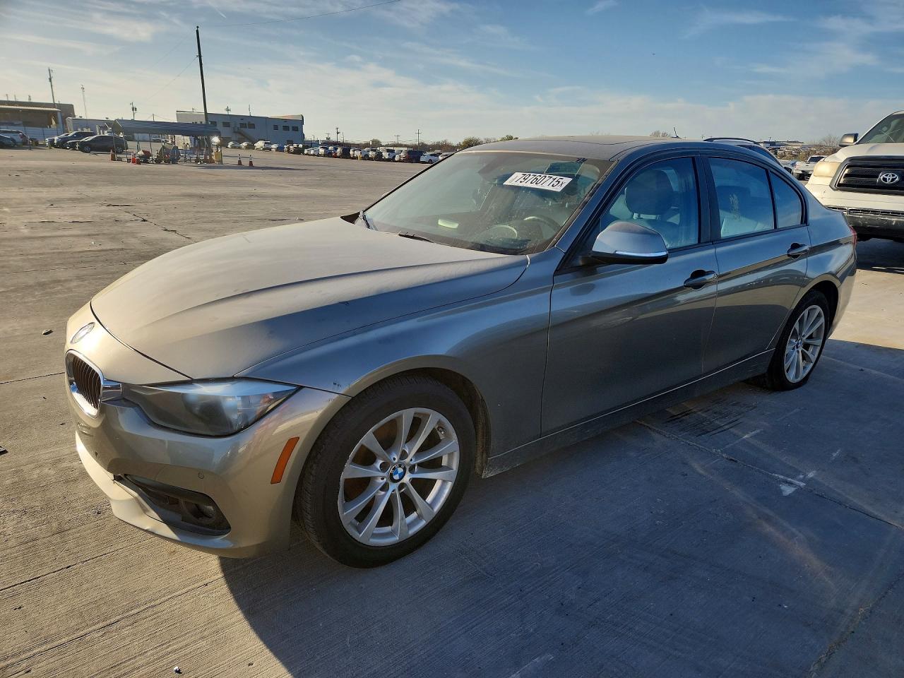 2017 BMW 3 series VIN WBA8E1G58HNU13968 photo 1