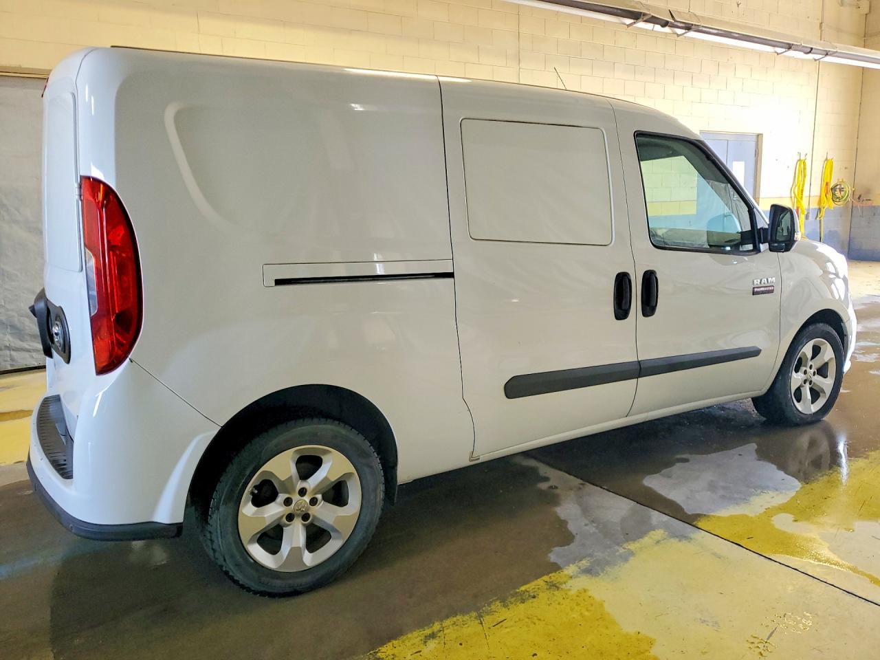 2015 Ram Promaster VIN ZFBERFBT1F6955291 photo 3