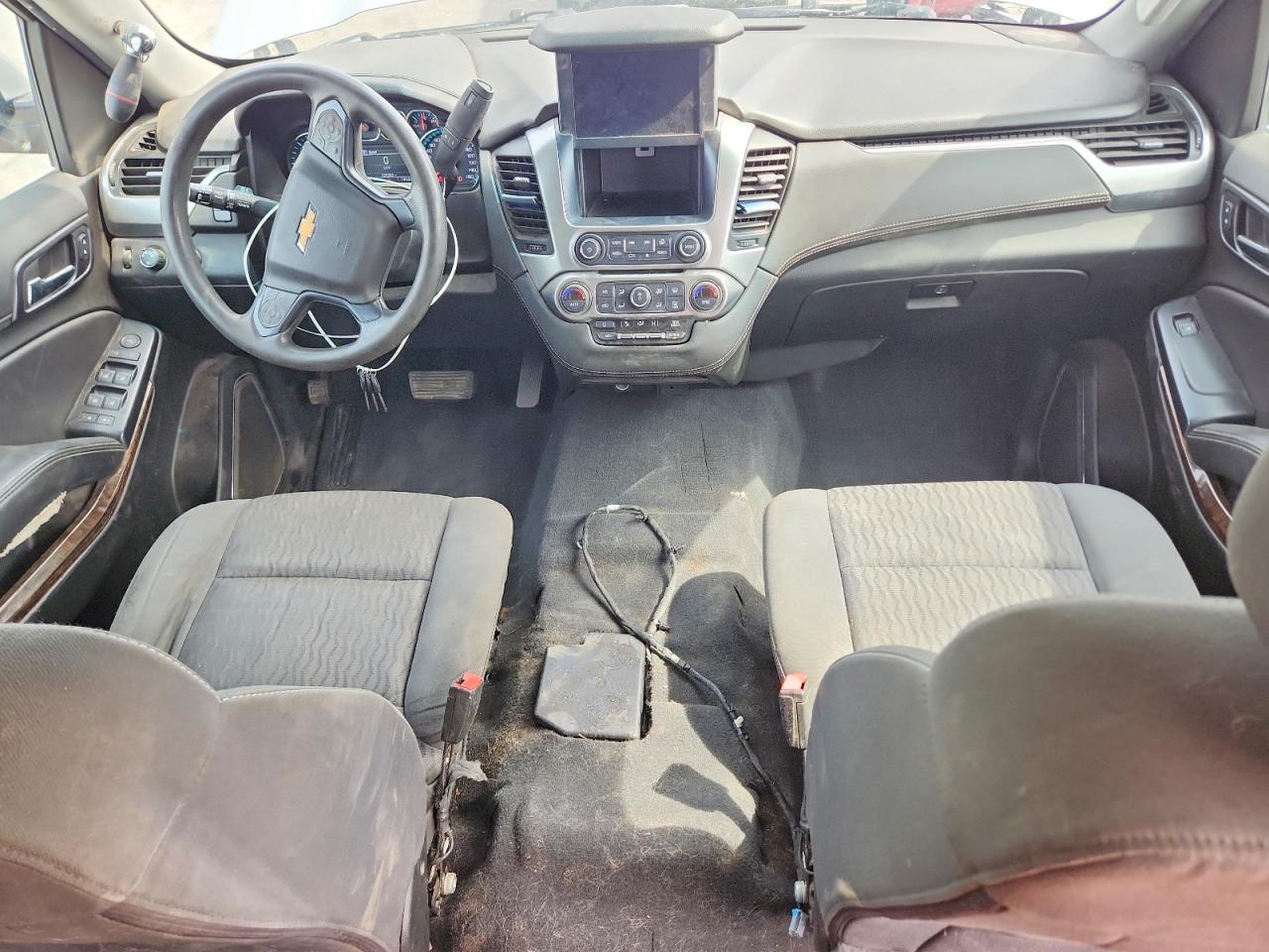 2019 Chevrolet Tahoe VIN 1GNSKDEC6KR362420 photo 8