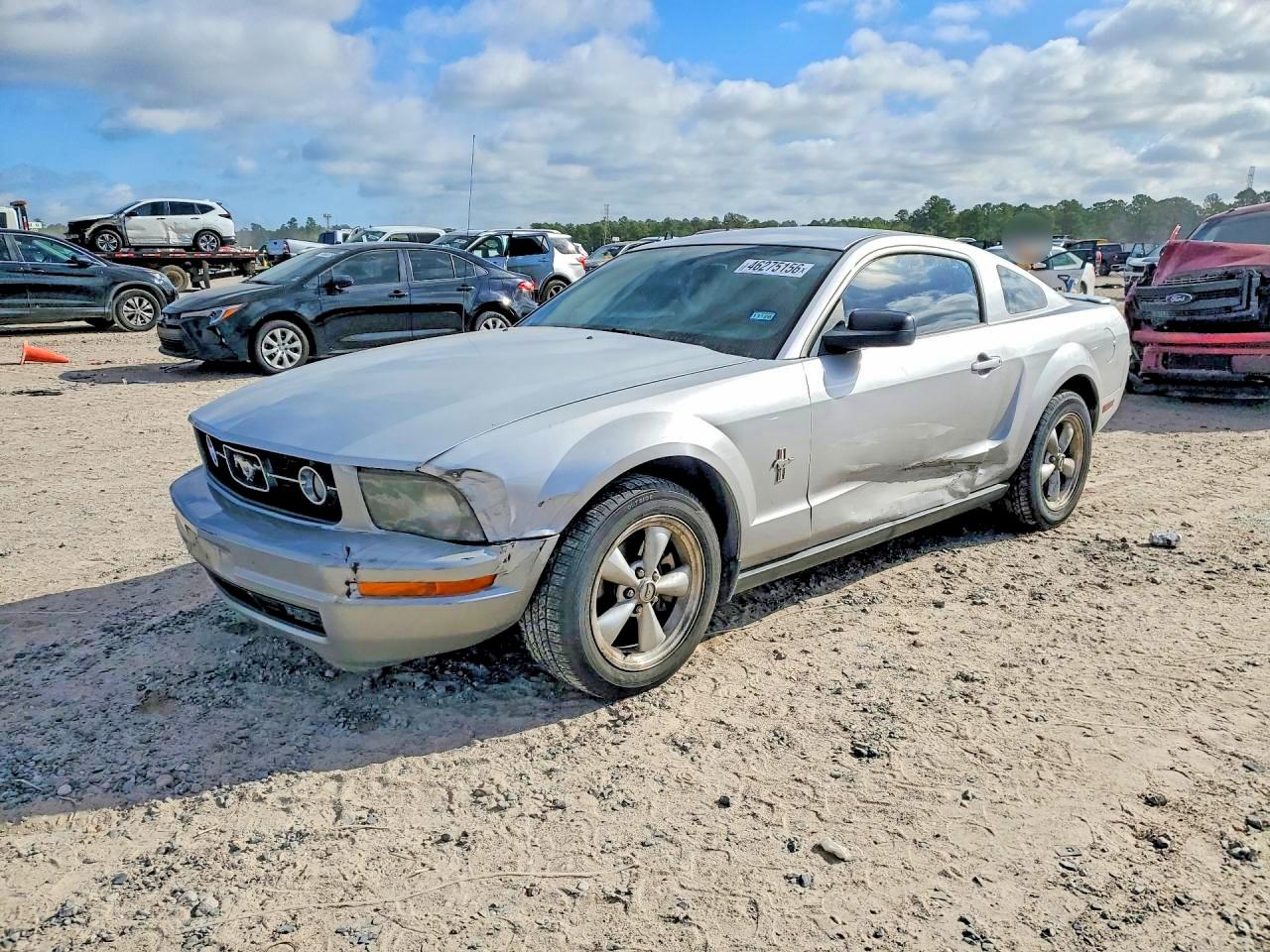 2008 FORD Mustang VIN 1ZVHT80N685202728 photo 1