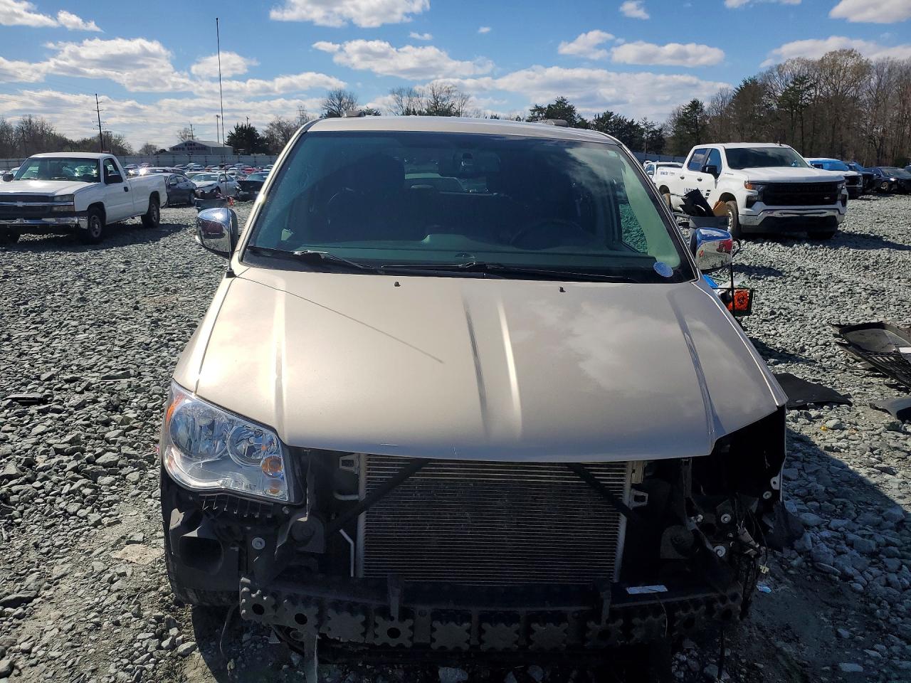 2015 Chrysler Minivan VIN 2C4RC1JG2FR698206 photo 5