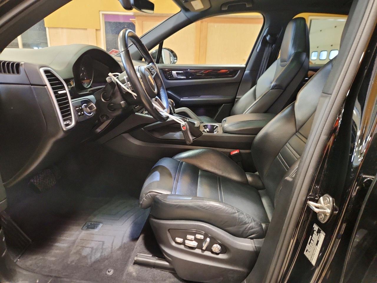 2021 PORSCHE Cayenne VIN WP1AA2AY7MDA05582 photo 7
