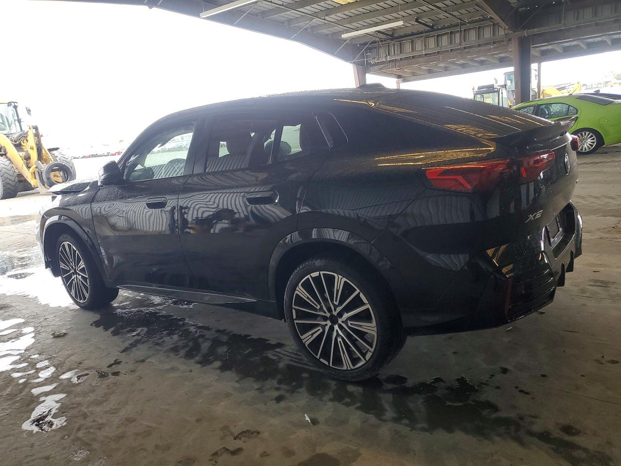 2025 BMW X2 VIN WBX63GM09S5167146 photo 2