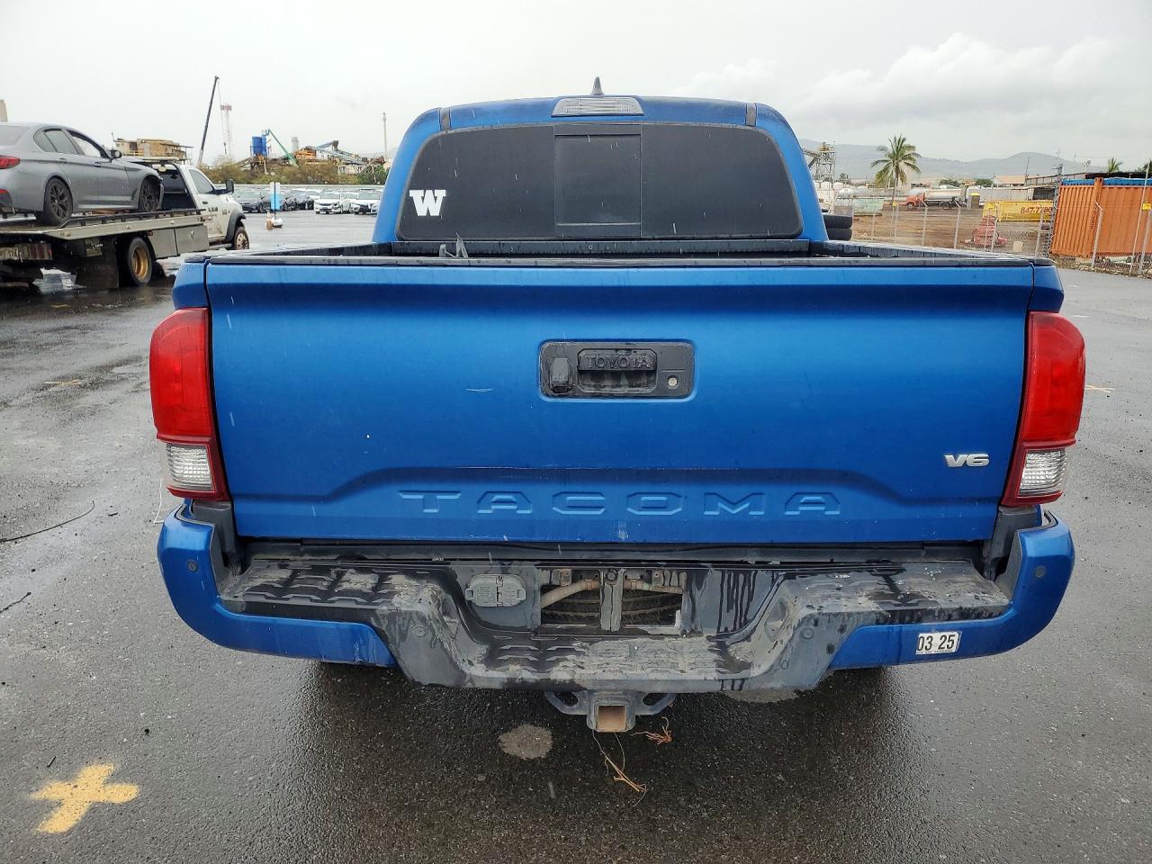 2018 Toyota Tacoma VIN 3TMAZ5CNXJM056234 photo 6