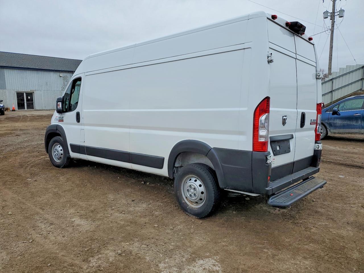 2022 Ram Promaster VIN 3C6LRVDG7NE128734 photo 2