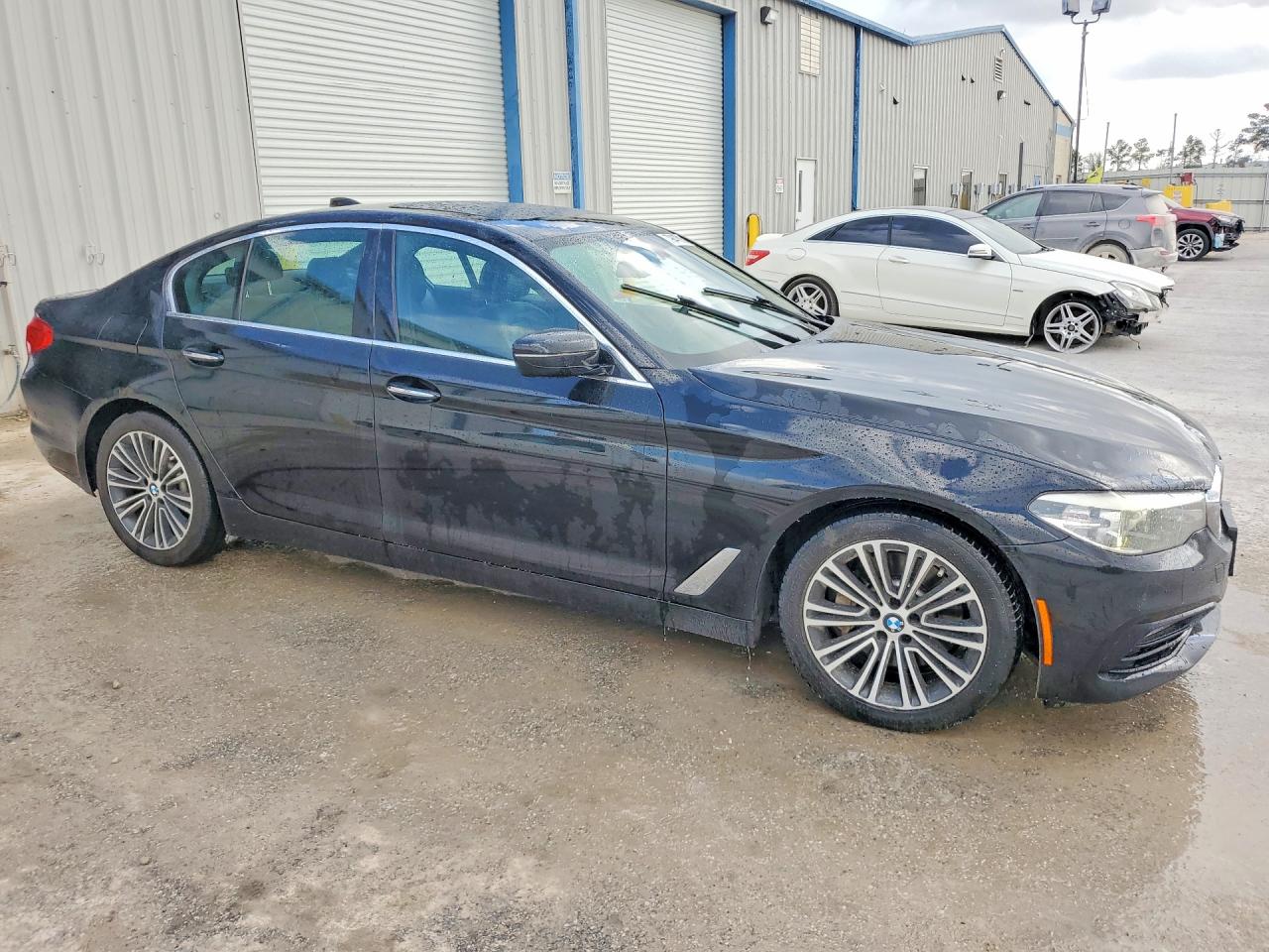 2017 BMW 5 series VIN WBAJA5C30HG894005 photo 4