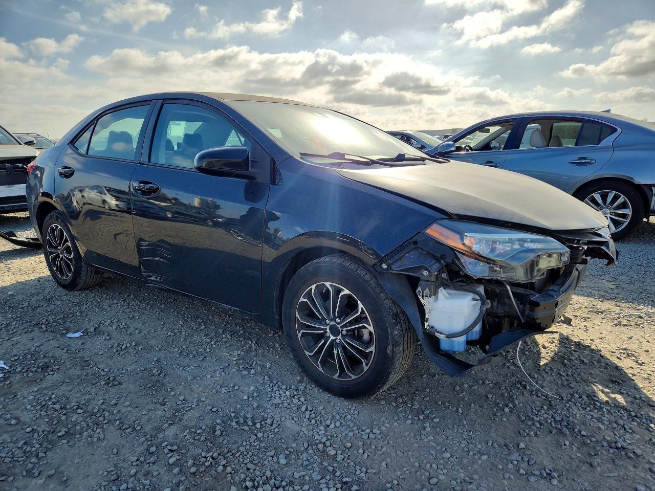 2019 Toyota Corolla VIN 2T1BURHE6KC239854 photo 4