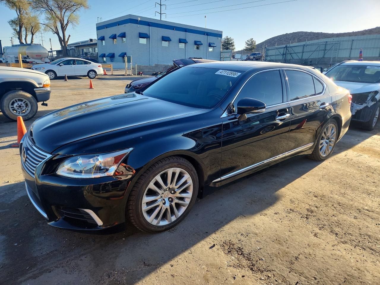 2016 Lexus Ls500 VIN JTHBL5EFXG5143365 photo 1
