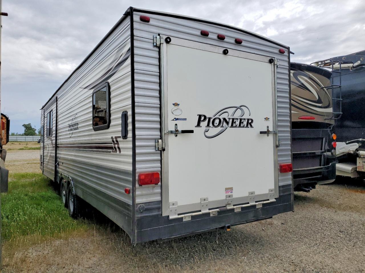 2017 HEARTLAND Other VIN 5SFPB3321HE327283 photo 3