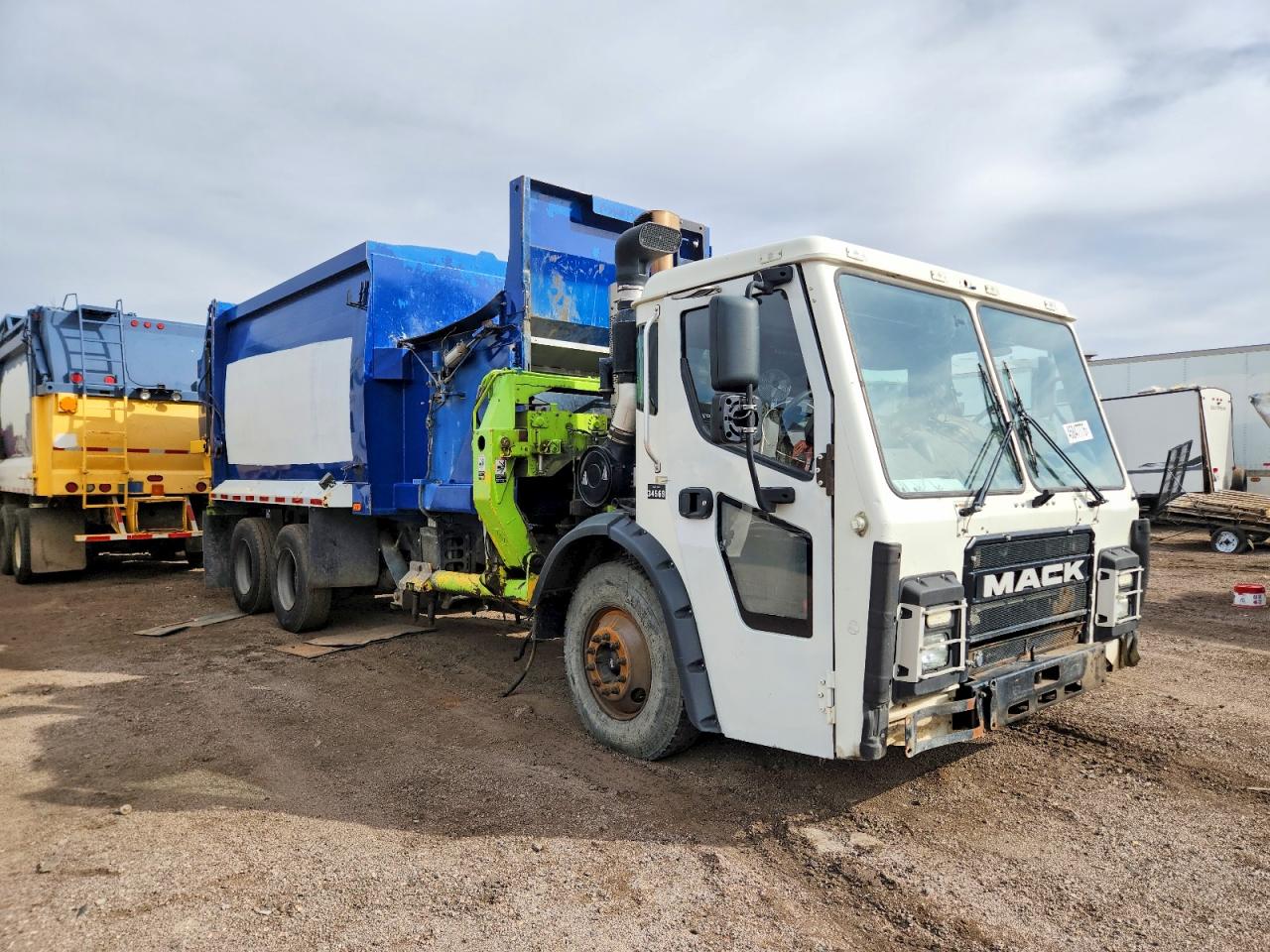 2016 MACK All other VIN 1M2LR05C7GM001294 photo 1