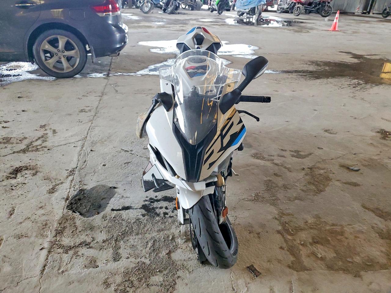 2024 BMW S VIN WB10E6308R6K61769 photo 2