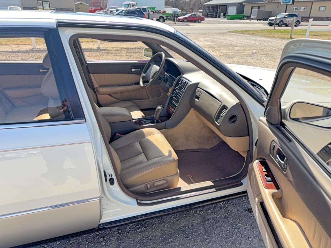 1992 Lexus Ls 400 bas VIN JT8UF11E8N0141128 photo 5