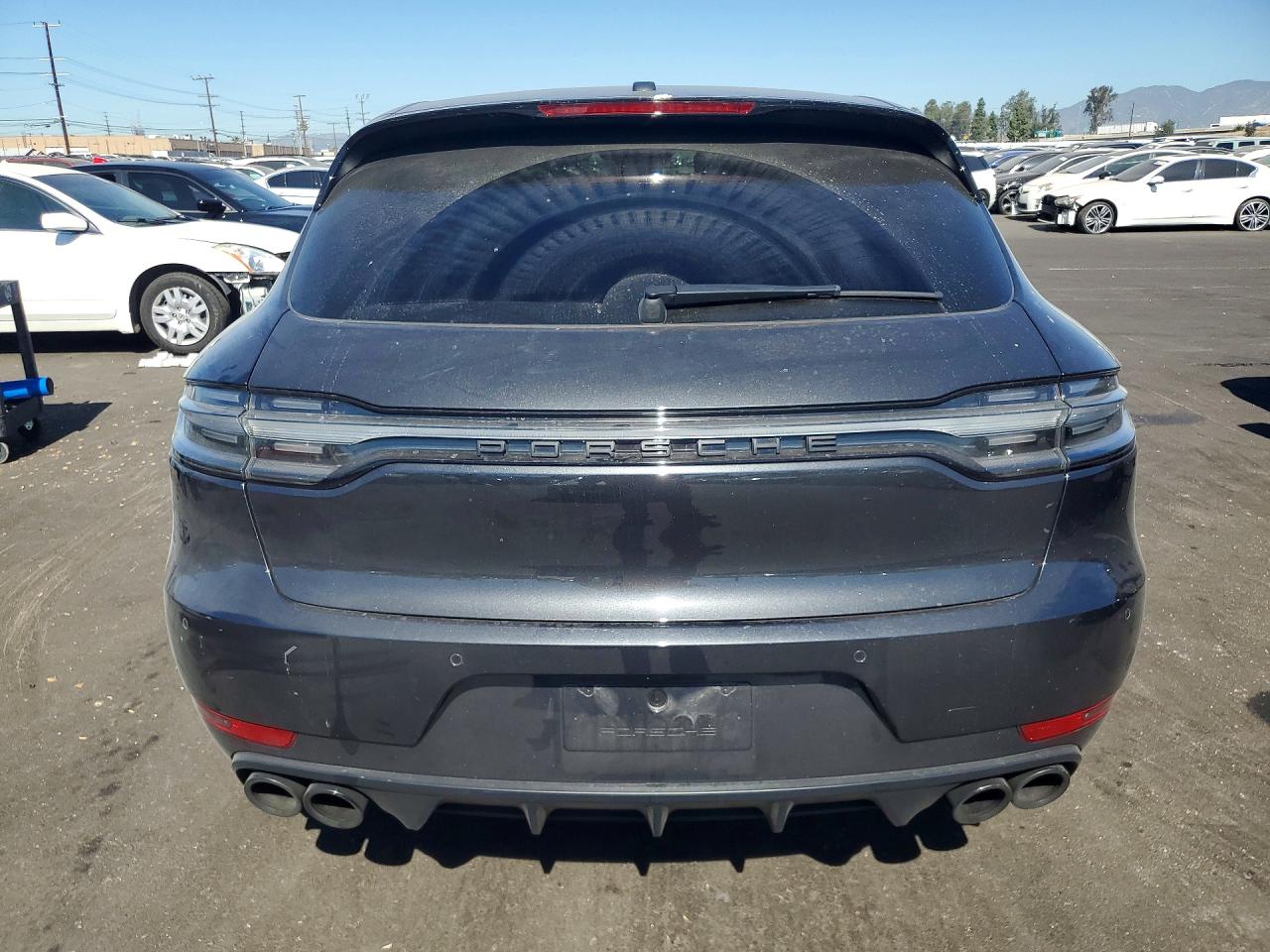2020 Porsche Macan VIN WP1AG2A51LLB55521 photo 6