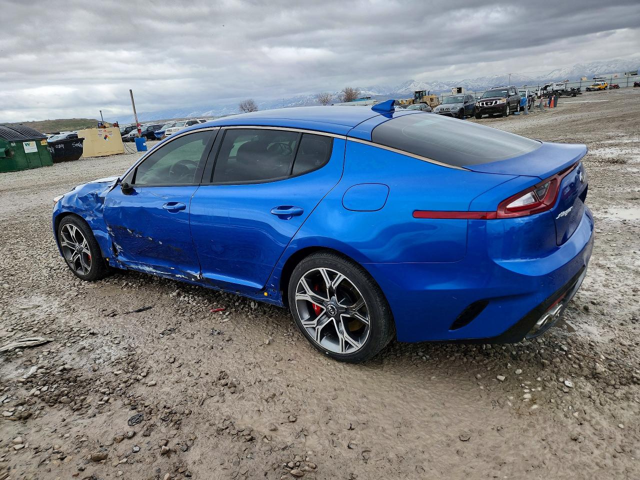 2019 Kia Stinger VIN KNAE35LC6K6045490 photo 2
