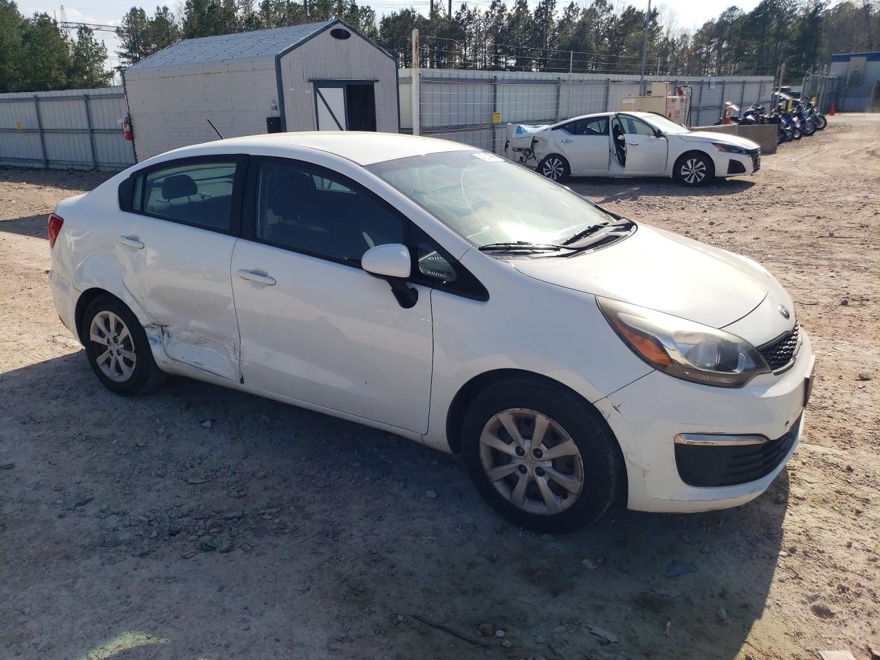 2016 Kia Rio VIN KNADM4A33G6647356 photo 4