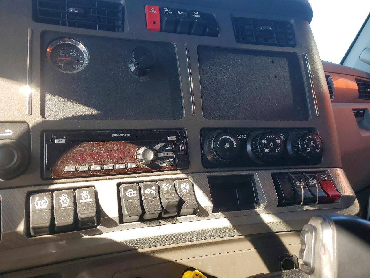 2018 KENWORTH All other VIN 1XKYD49X2JJ175459 photo 9