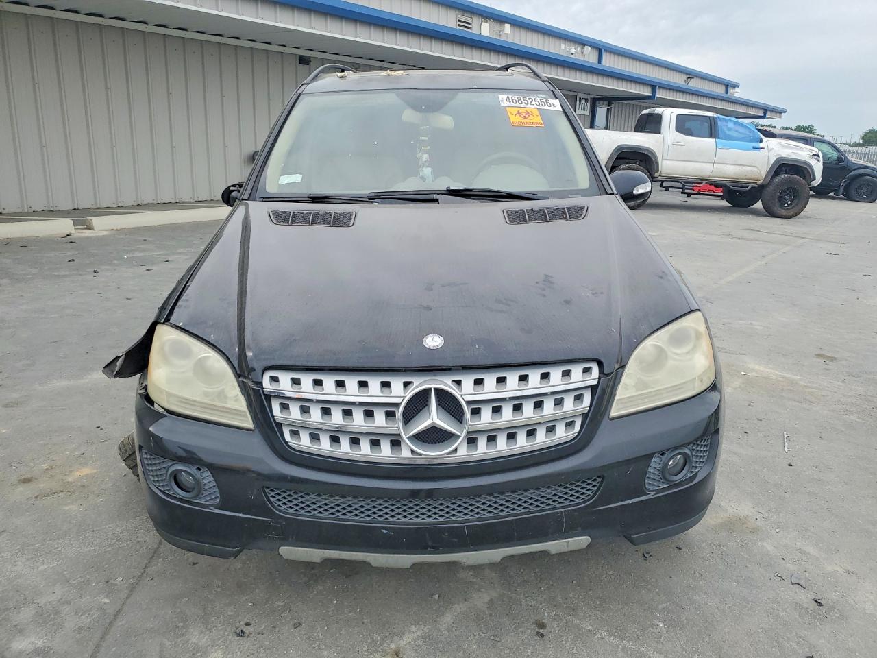 2008 Mercedes M-class VIN 4JGBB86EX8A403165 photo 5