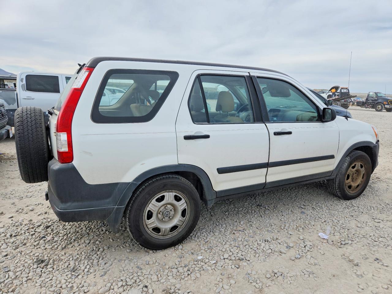 2005 Honda Crv VIN JHLRD68505C016738 photo 3