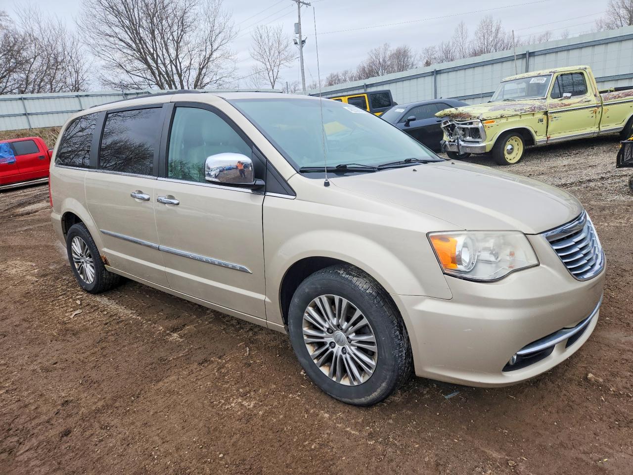 2013 Chrysler Minivan VIN 2C4RC1CG4DR559933 photo 4